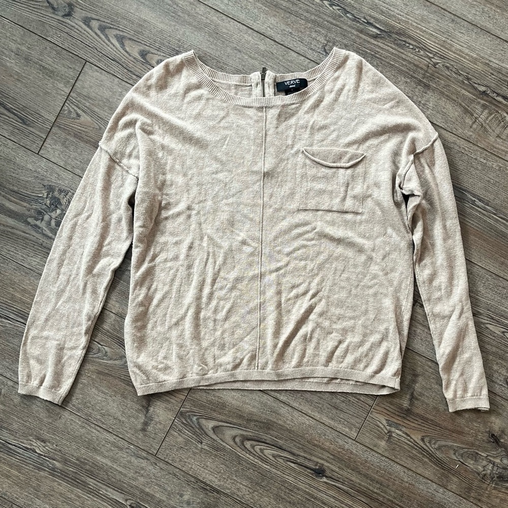 Oversized beige lightweight loose small beige cream sweater top
